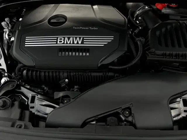 BMW 220