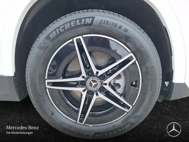 Mercedes-Benz EQA 300
