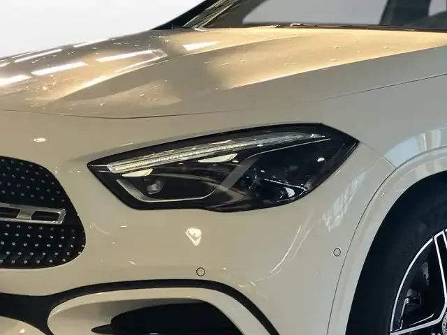 Mercedes-Benz GLA 200