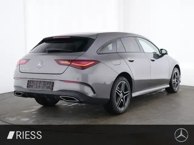 Mercedes-Benz CLA 250