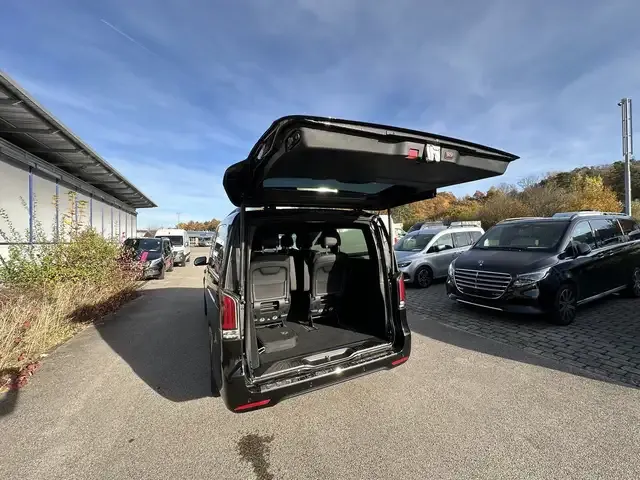 Mercedes-Benz EQV 300