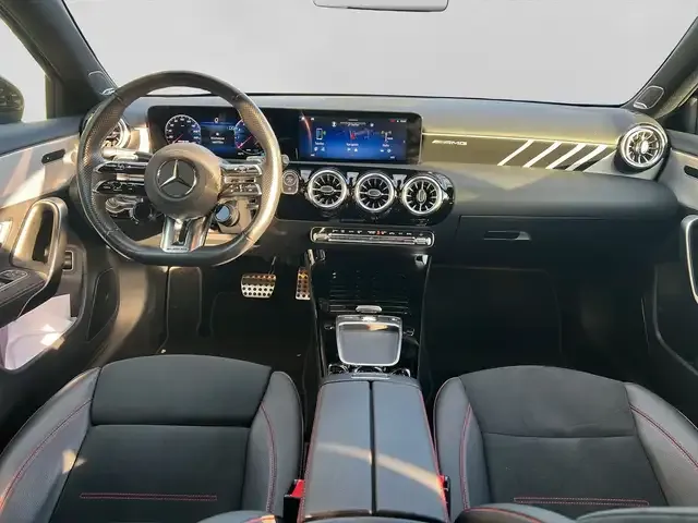 Mercedes-Benz A 35 AMG