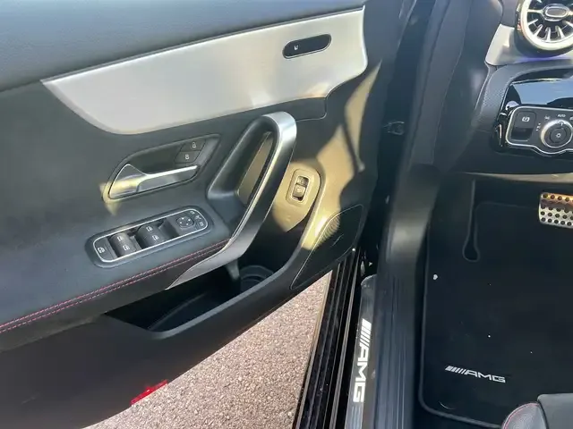 Mercedes-Benz A 35 AMG