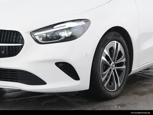 Mercedes-Benz B 200