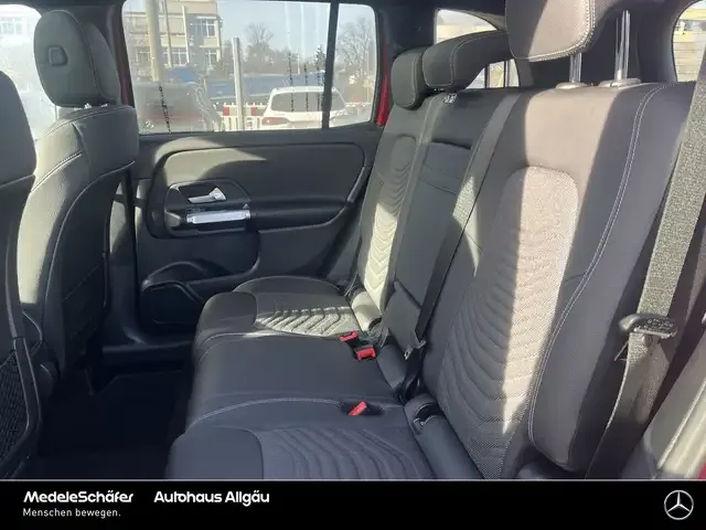 Mercedes-Benz GLB 250