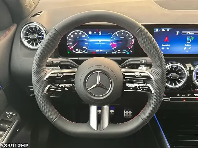 Mercedes-Benz GLA 180