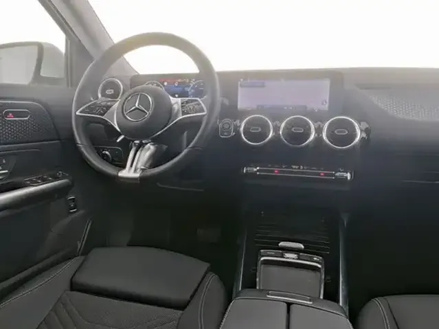 Mercedes-Benz GLA 180