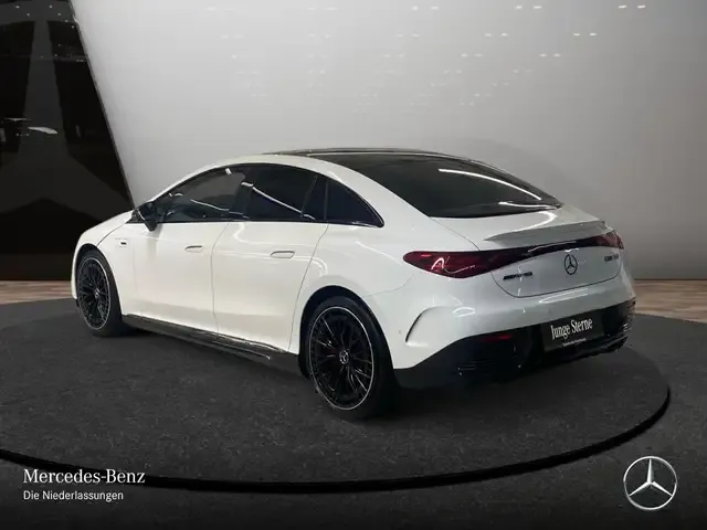 Mercedes-Benz EQE 53