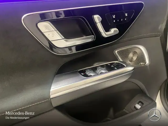 Mercedes-Benz EQE 53