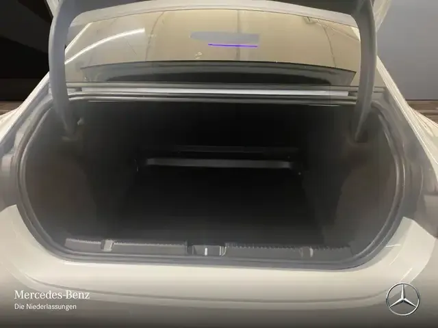 Mercedes-Benz EQE 53