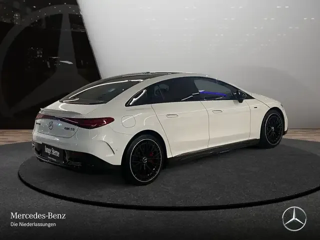 Mercedes-Benz EQE 53