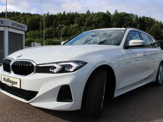 BMW 320
