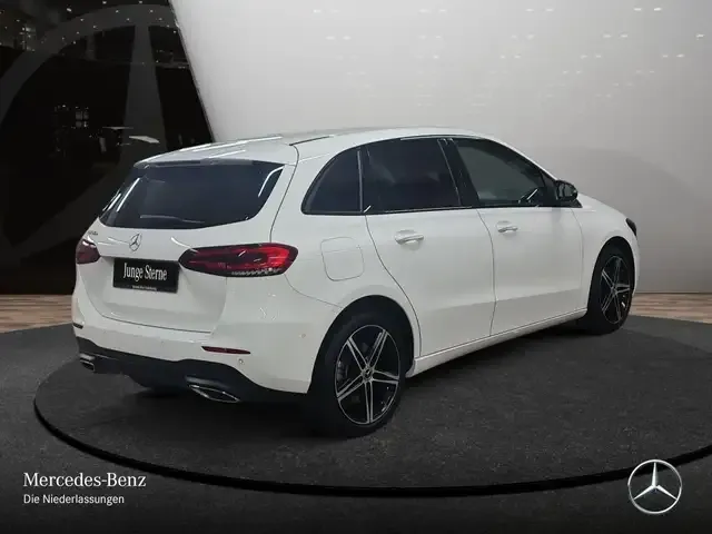 Mercedes-Benz B 250