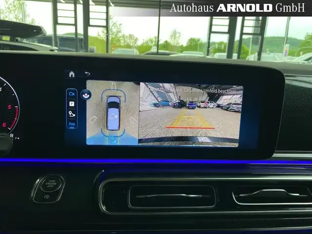 Mercedes-Benz V 220