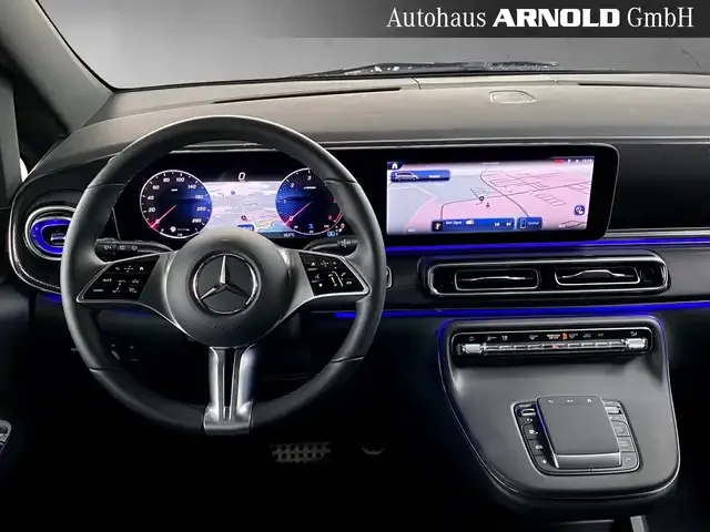 Mercedes-Benz V 220