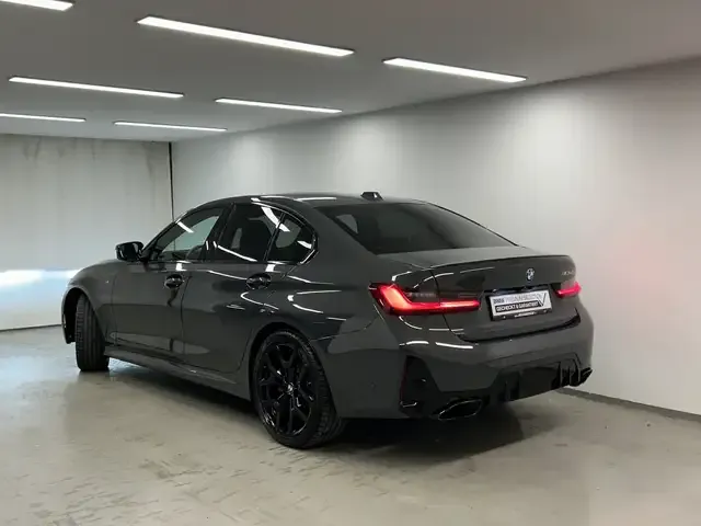 BMW 340