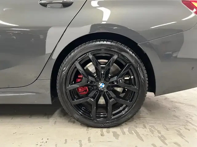 BMW 340