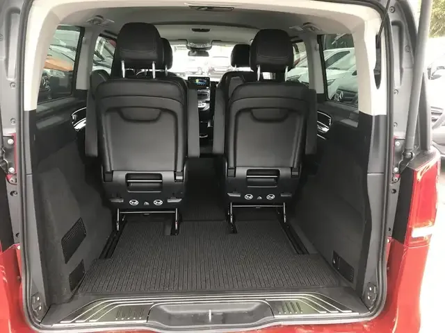 Mercedes-Benz V 250