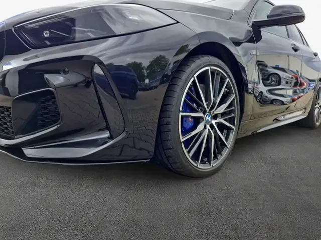 BMW M1