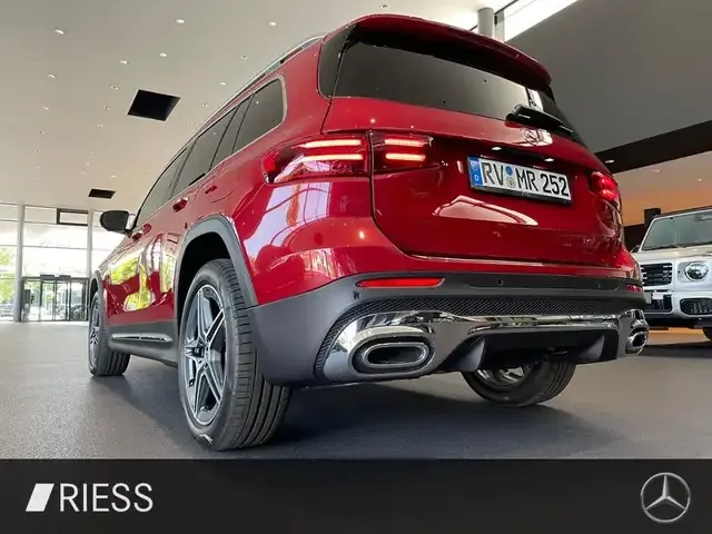 Mercedes-Benz GLB 200
