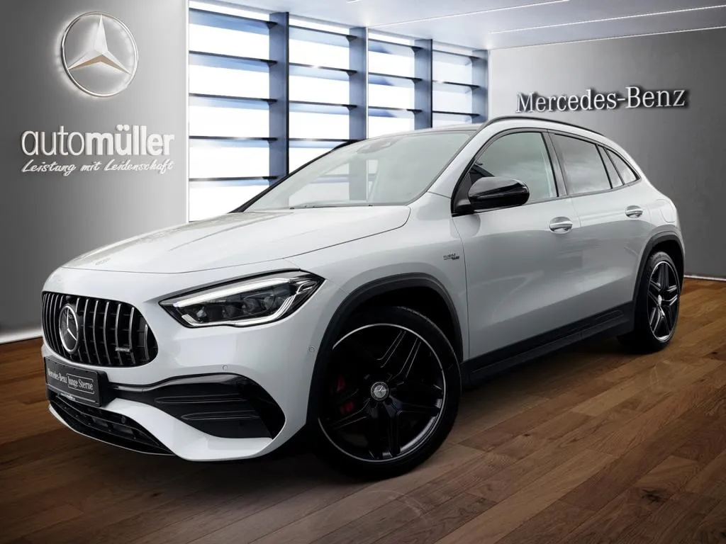 Mercedes-Benz GLA 35 AMG