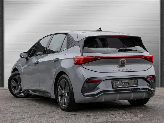 CUPRA Born