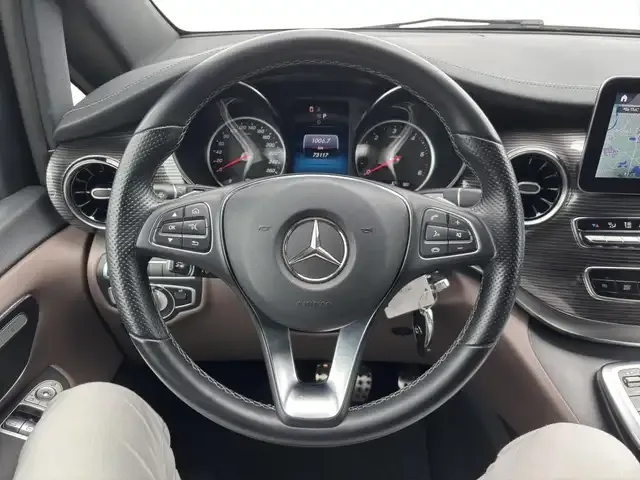 Mercedes-Benz V 300