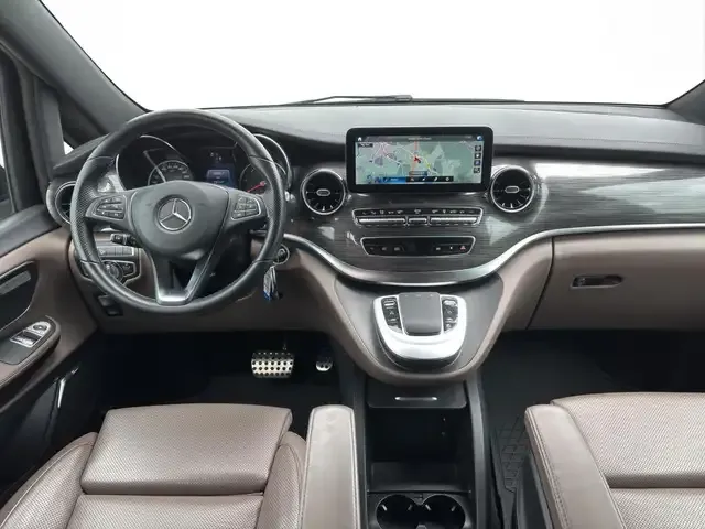 Mercedes-Benz V 300