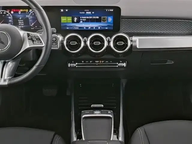 Mercedes-Benz GLB 200