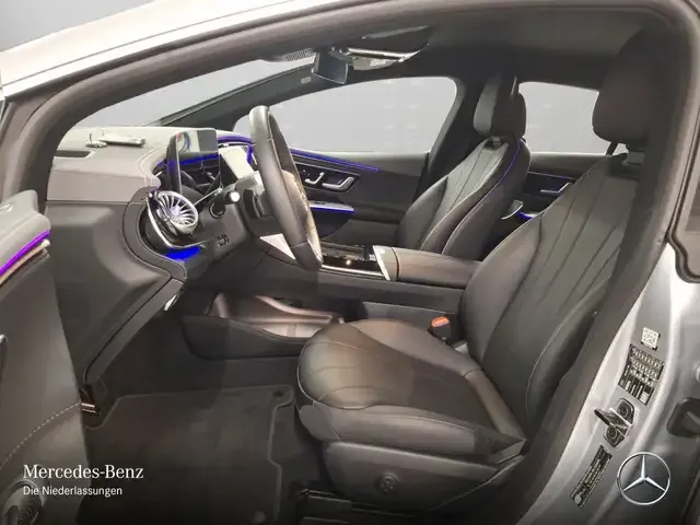 Mercedes-Benz EQE 300