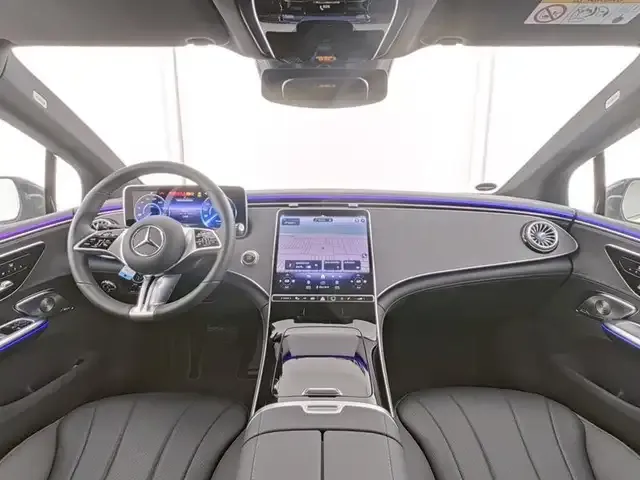 Mercedes-Benz EQE 300