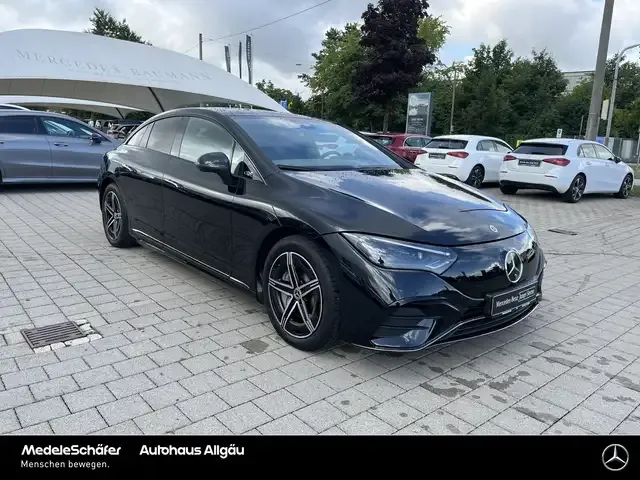 Mercedes-Benz EQE 300