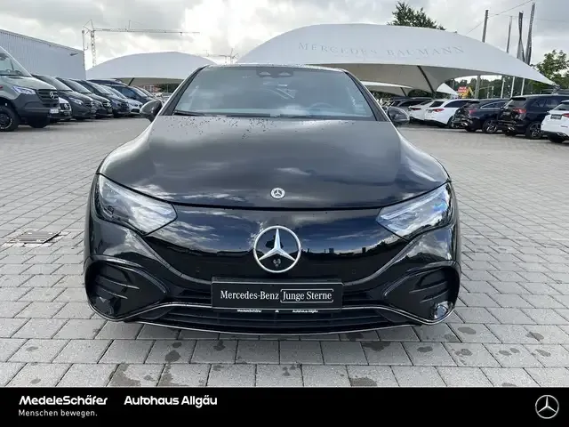 Mercedes-Benz EQE 300