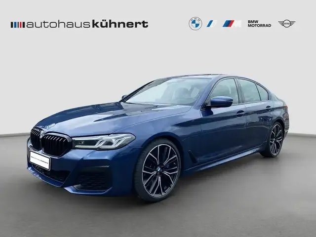 BMW M550