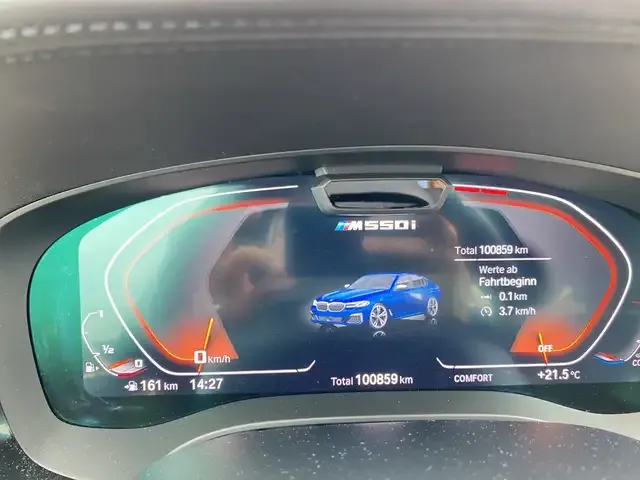 BMW M550
