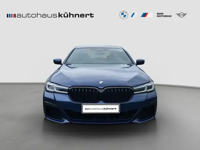 BMW M550