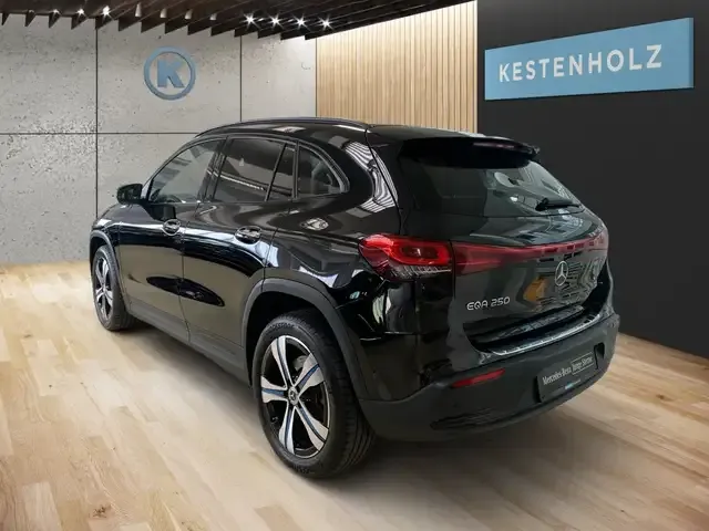 Mercedes-Benz EQA 250