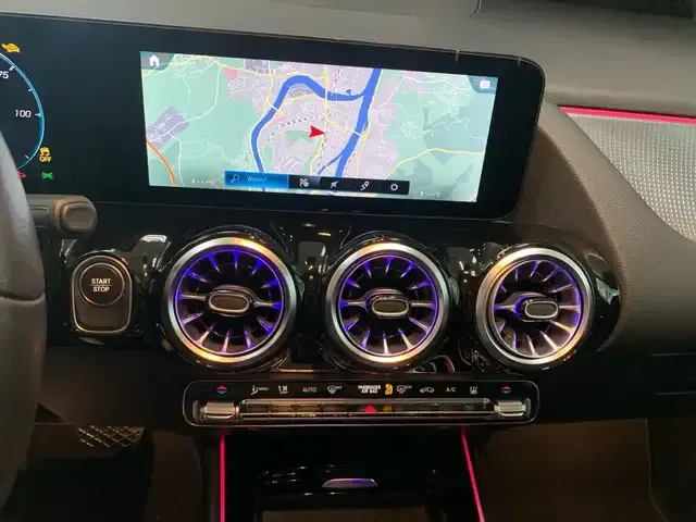 Mercedes-Benz EQA 250