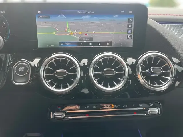 Mercedes-Benz EQA 300
