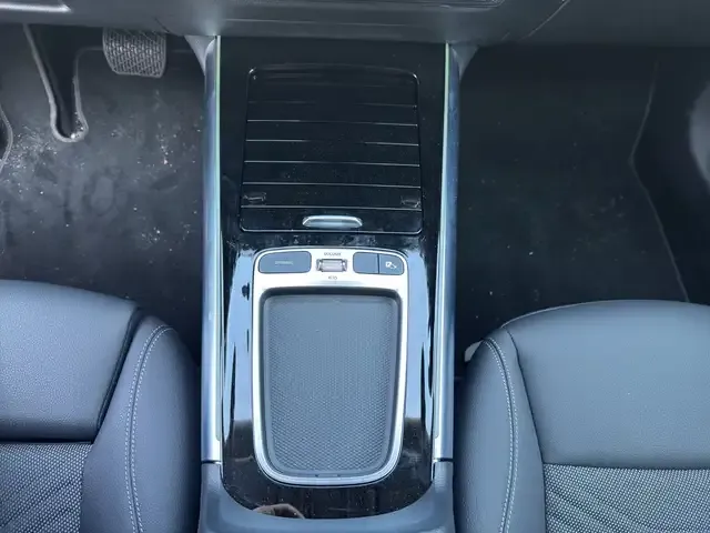 Mercedes-Benz B 220
