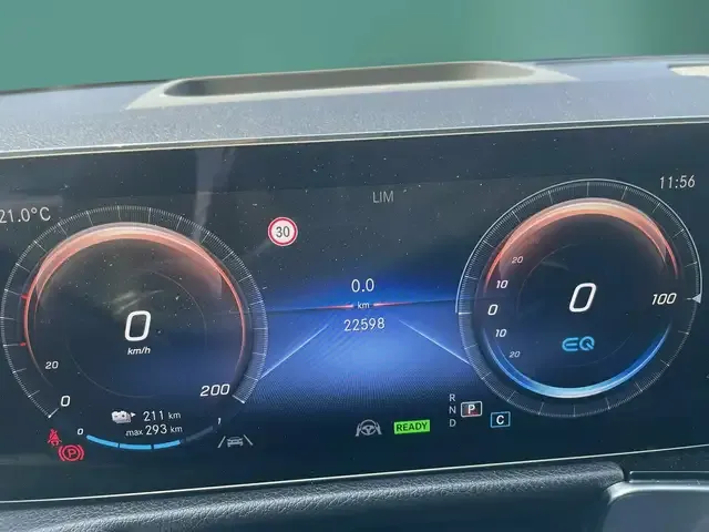 Mercedes-Benz EQB 350