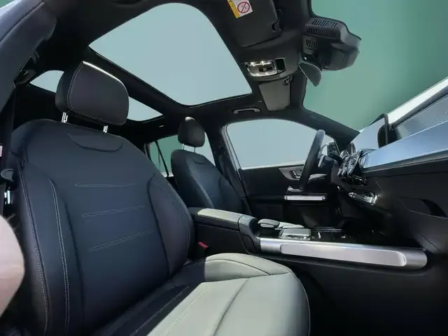 Mercedes-Benz EQB 350