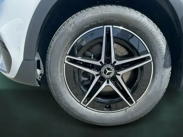 Mercedes-Benz EQB 350