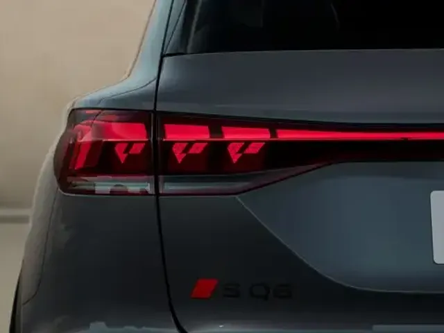 Audi SQ6 e-tron
