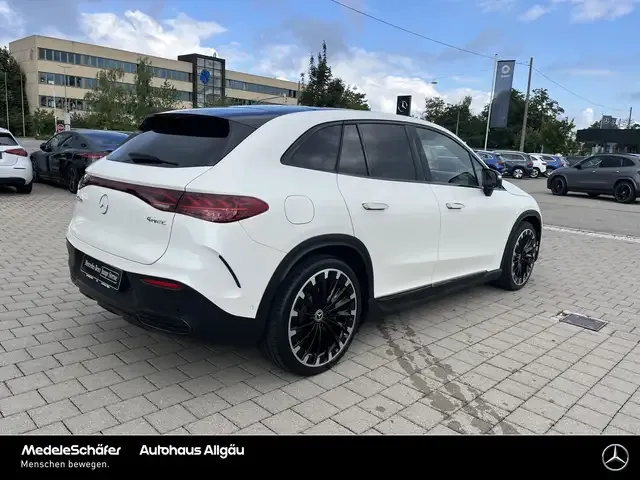 Mercedes-Benz EQE SUV