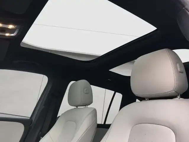 Mercedes-Benz EQB 350