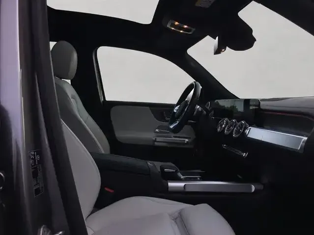 Mercedes-Benz EQB 350