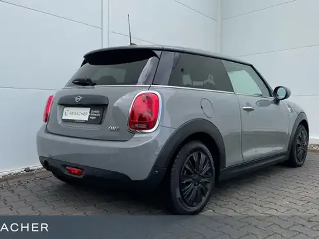 MINI One