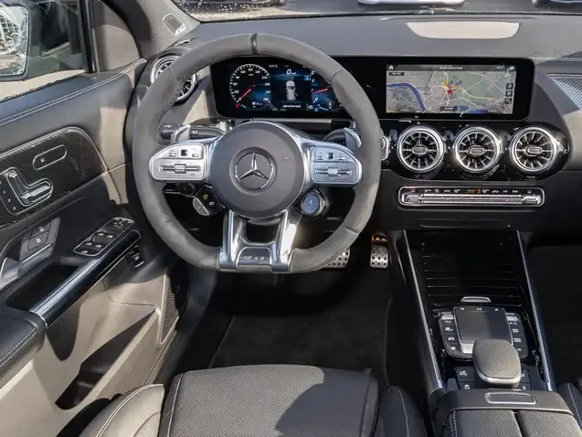 Mercedes-Benz GLA 45 AMG