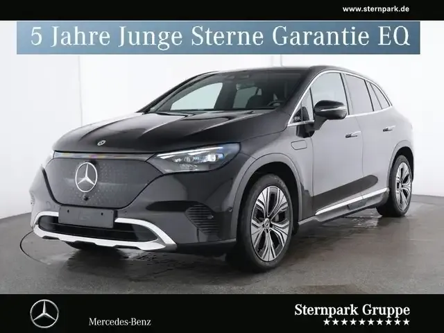 Mercedes-Benz EQE SUV